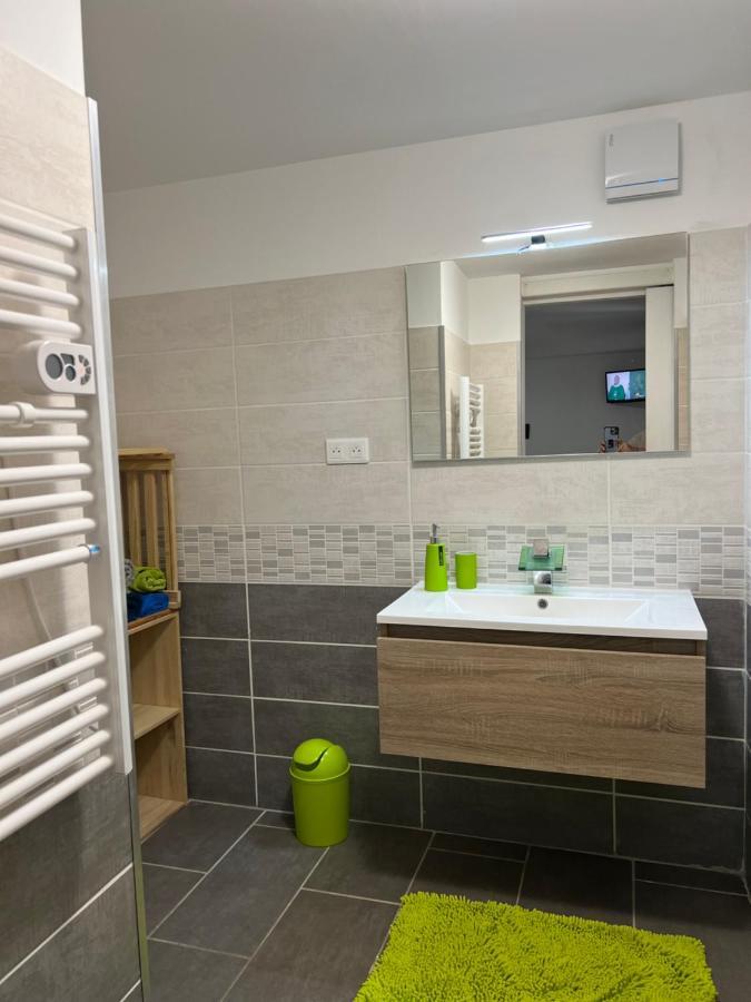 מונטקלאר Tres Bel Appartement Bleu מראה חיצוני תמונה